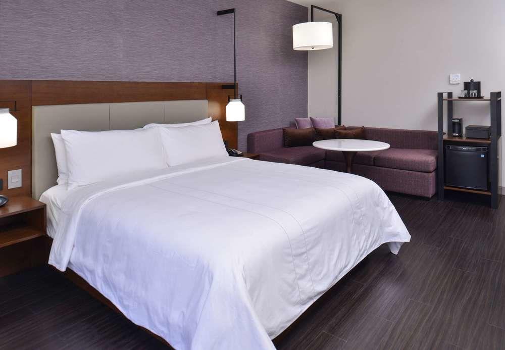 ไวเซเลีย แมริออท แอท เดอะ คอนเวนชั่น เซ็นเตอร์ Hotel ภายนอก รูปภาพ