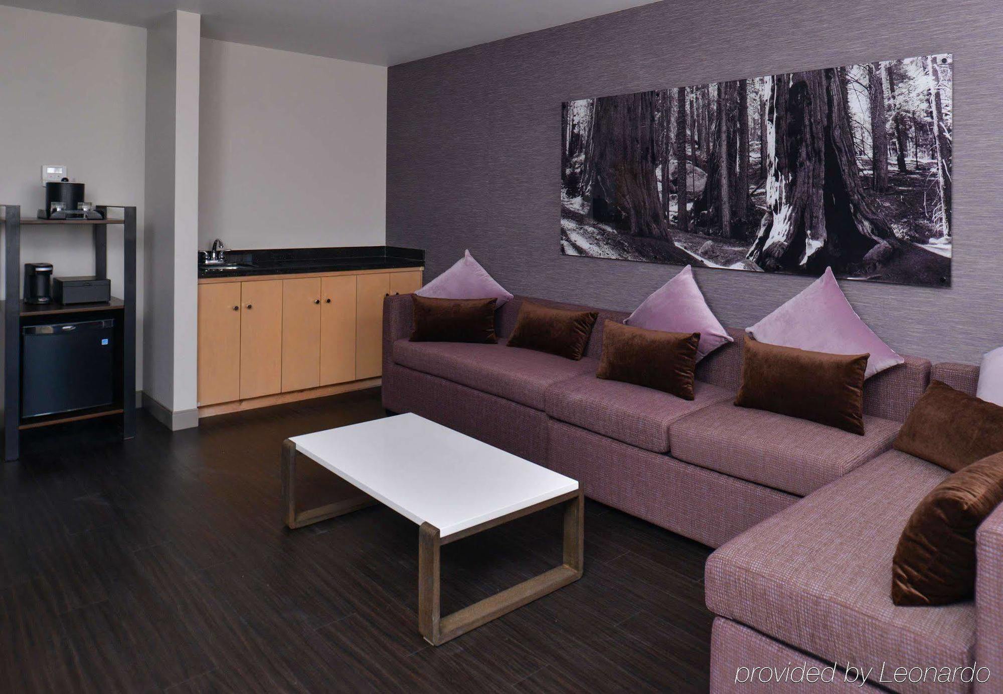 ไวเซเลีย แมริออท แอท เดอะ คอนเวนชั่น เซ็นเตอร์ Hotel ภายนอก รูปภาพ