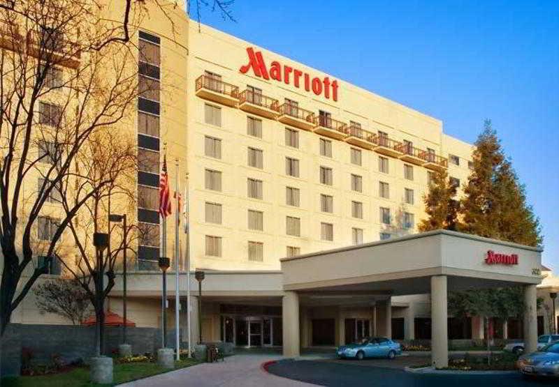 ไวเซเลีย แมริออท แอท เดอะ คอนเวนชั่น เซ็นเตอร์ Hotel ภายนอก รูปภาพ