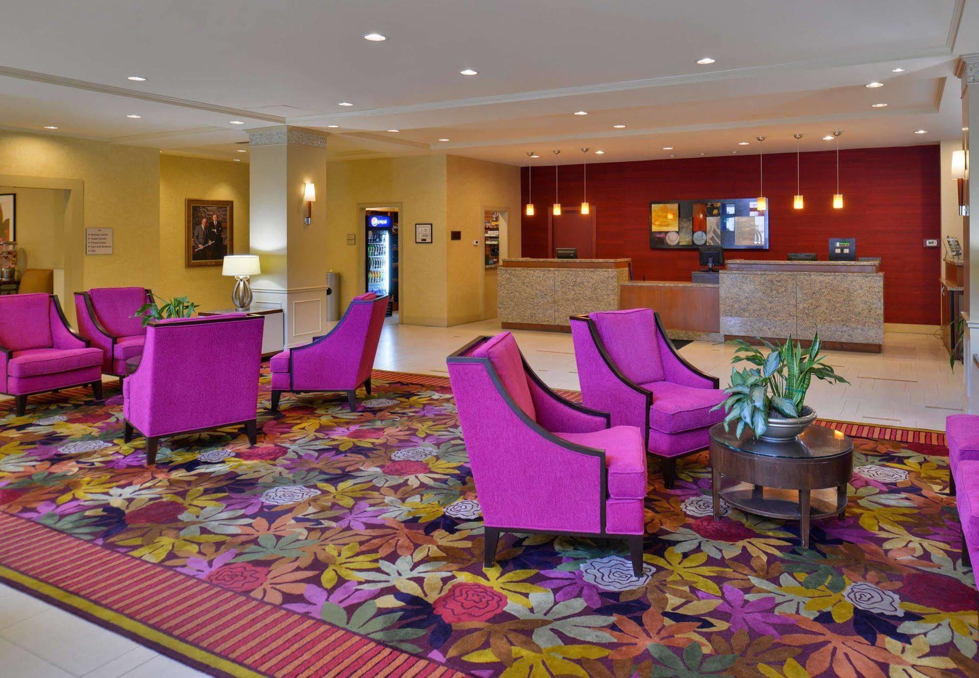 ไวเซเลีย แมริออท แอท เดอะ คอนเวนชั่น เซ็นเตอร์ Hotel ภายนอก รูปภาพ